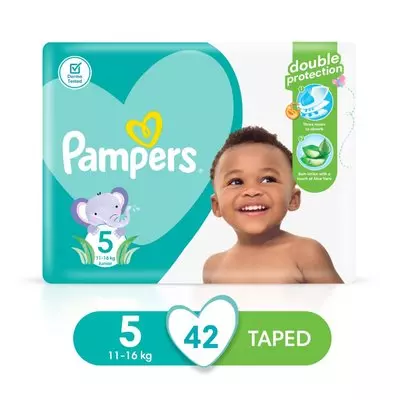 napisy na pieluszkach pampers