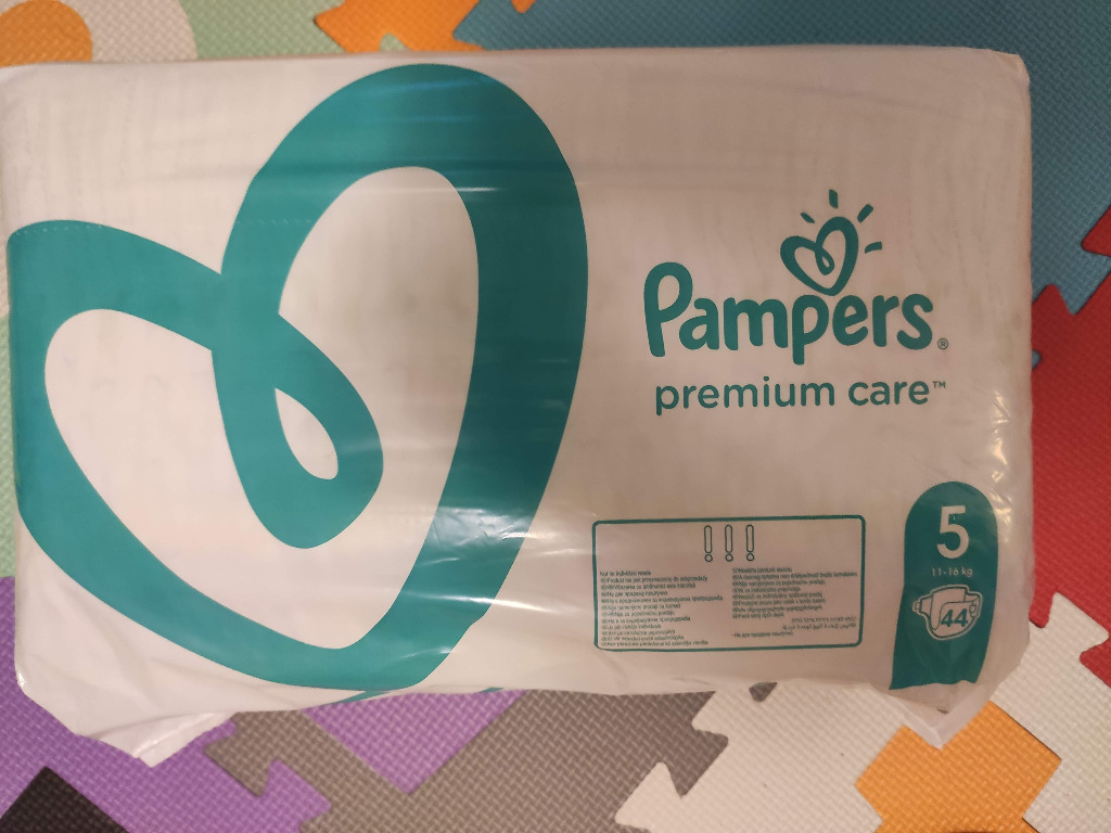 pampers premium care białe cena